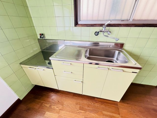 南多聞台3丁目戸建のキッチン