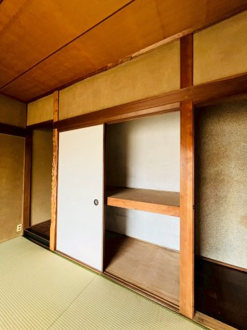 南多聞台3丁目戸建の収納