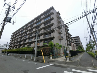 【外観】 | 総戸数８７戸、１９９８年２月築、管理人は日勤勤務につき管理体制良好です♪