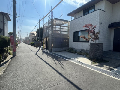 【前面道路含む現地写真】 | 箕面市百楽荘２丁目　中古戸建