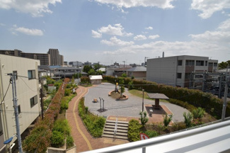 【展望】 | 目の前公園です！　ベランダからも良い眺めです。