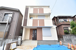 【外観】 | 南道路の南向き、南側ダブルバルコニー搭載の限定1棟です。