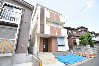 【外観】 | 閑静な住宅街に立地するオシャレな外観！