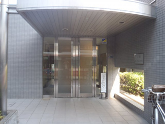 【エントランス】