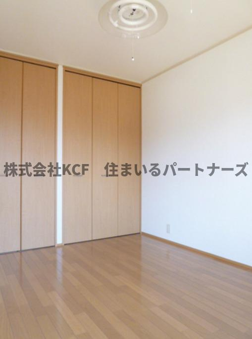 ヴェルジュールNの洋室|明るい洋室です
