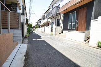 【前面道路含む現地写真】 | 現地見学や資料請求などお気軽にお問合わせ下さい。
周辺環境とあわせて現地ご案内致します。