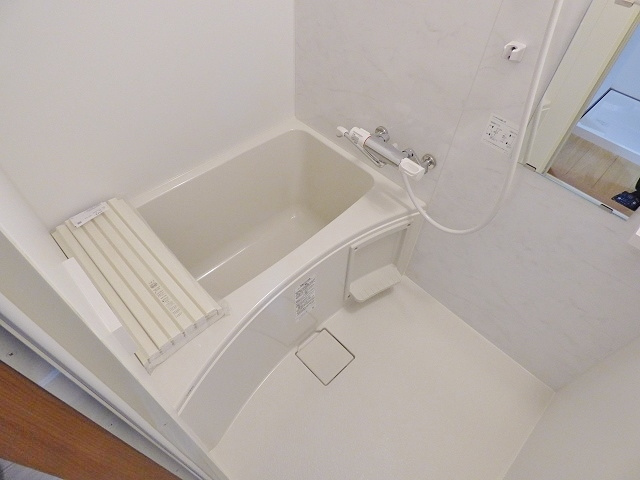 【浴室】 | RAGDOLL