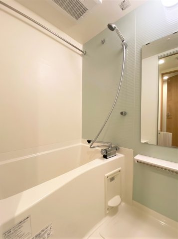 「防音マンション」ハーモニーグラシア大山の浴室|浴室換気乾燥器付の浴室です。雨の日でも安心ですね。