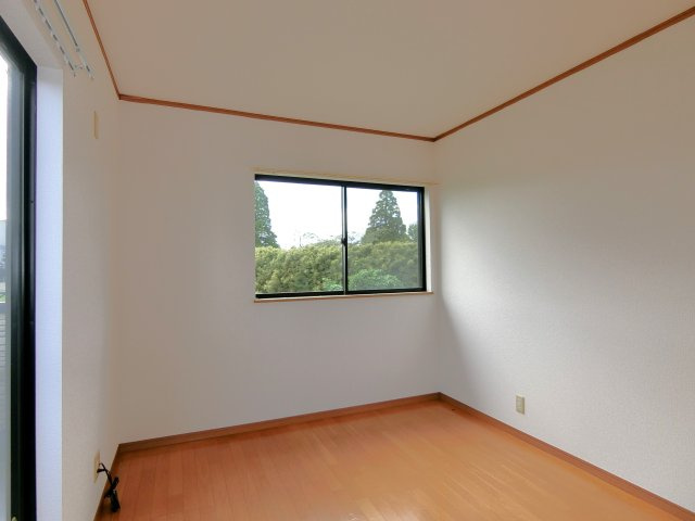 茂原市千町3394戸建の洋室