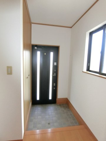 茂原市千町3394戸建の玄関