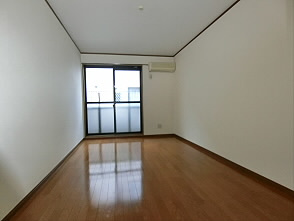 【寝室】 | カーサイズミB棟