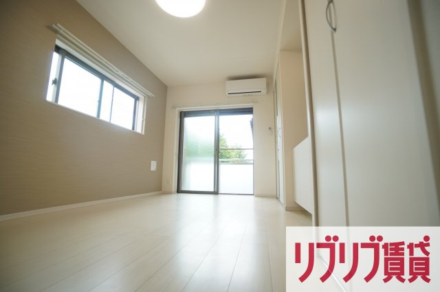 グレイス本千葉の居間・リビング