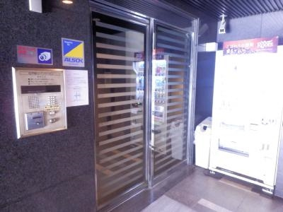 ノアーズアーク京都朱雀のエントランス|オートロック