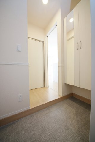 エスペランサ旭D棟の玄関