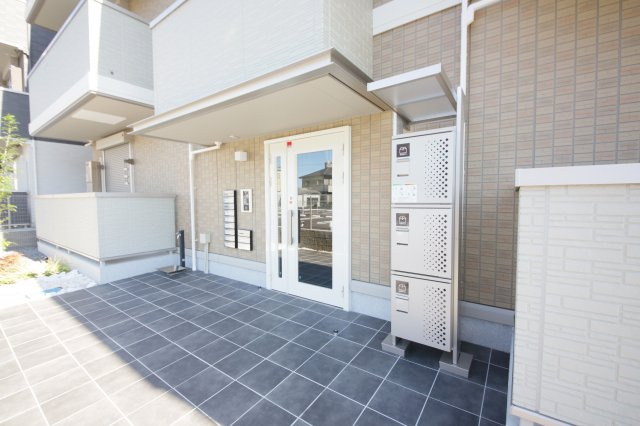 エスペランサ旭D棟のエントランス