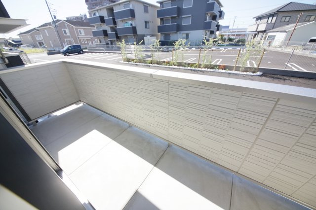 エスペランサ旭A棟のバルコニー