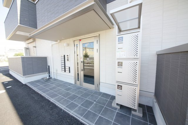 エスペランサ旭A棟のエントランス