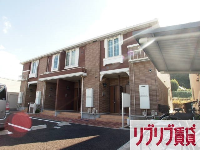 フェリーチェ　トレ