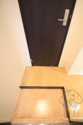 フォルモント新大阪の玄関
