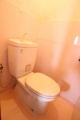中西マンションのトイレ