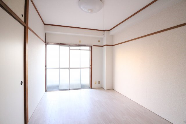 中西マンションの子供部屋