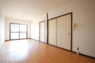 【居間・リビング】 | サワーハイツ萩原天神