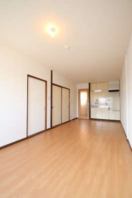 【居間・リビング】 | サワーハイツ萩原天神