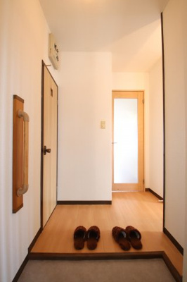 【玄関】 | サワーハイツ萩原天神