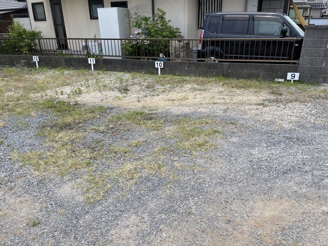 先石駐車場