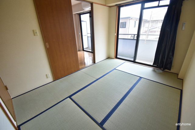 シャトレー新大阪の和室