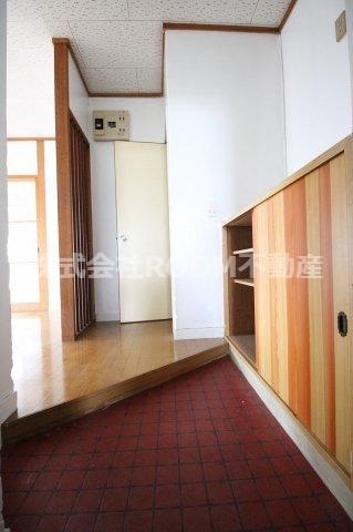 丸久第10ビルの玄関|落ち着いた玄関です