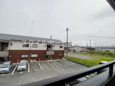 【展望】 | サンライズフジC | 南東向きですがバルコニーの前に障害物もなく日当たりは良好です。