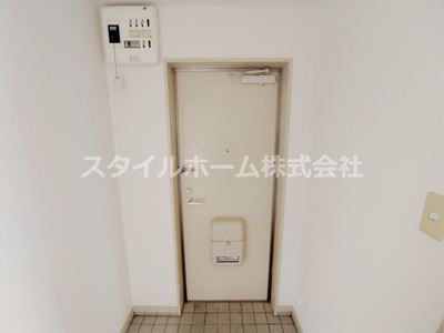 【玄関】 | サンライズフジC | ゆったりとした玄関です
