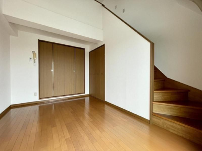 【居間・リビング】 | リューレント朝生田・