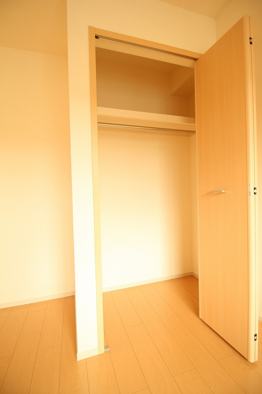 アスカ Fの収納|同施工会社同型タイプの別のお部屋です