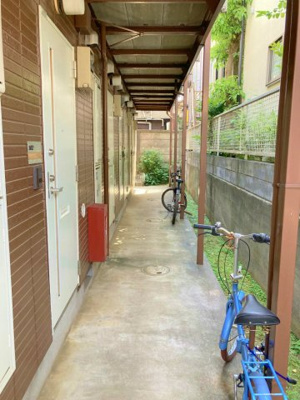 【その他共用部分】 | ラ・カーサ・ミア | 自転車置き場
