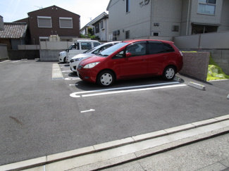 【駐車場】