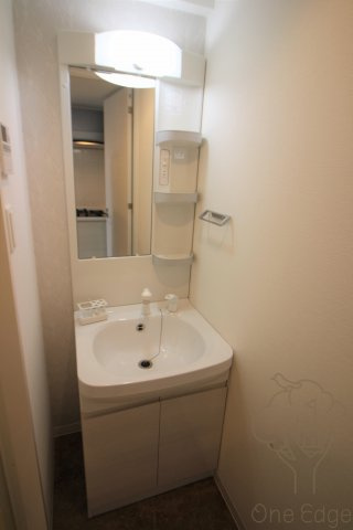 S-RESIDENCE新大阪WESTの洗面所