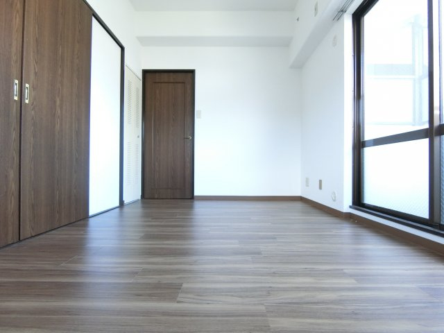 サンパレス21泉北の洋室|同マンション別部屋