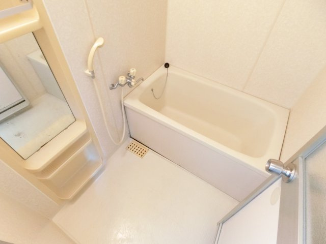 サンパレス21泉北の浴室|同マンション別部屋