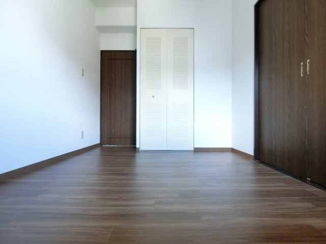 サンパレス21泉北の内装|同マンション別部屋