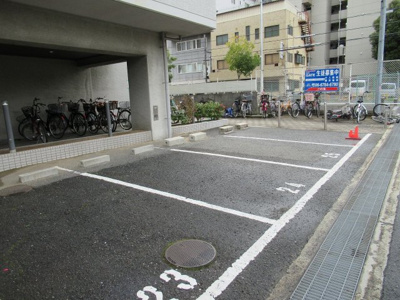 【駐車場】 | パラツィーナ小阪（河内小阪賃貸） | 駐車場があります