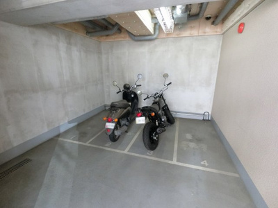 【その他共用部分】 | シティハウス上大岡 | バイク置場です。