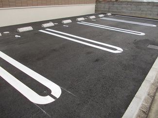 【駐車場】