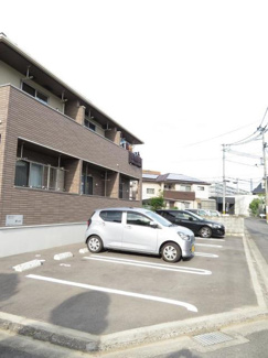 【駐車場】