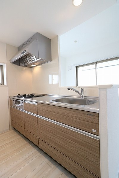 コンフォールパレ新町二条のキッチン