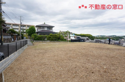 【前面道路含む現地写真】 | 神戸市垂水区南多聞台4丁目 1号地 | 2021年5月撮影