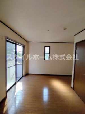 【洋室】 | グレイスヴィラ Ｂ棟 | ゆったりした洋室です