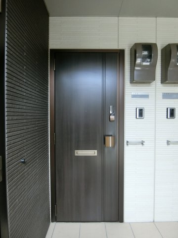 Eterno de sage(エテルノデサージュ)の玄関