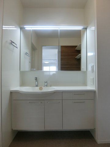 Eterno de sage(エテルノデサージュ)の洗面所